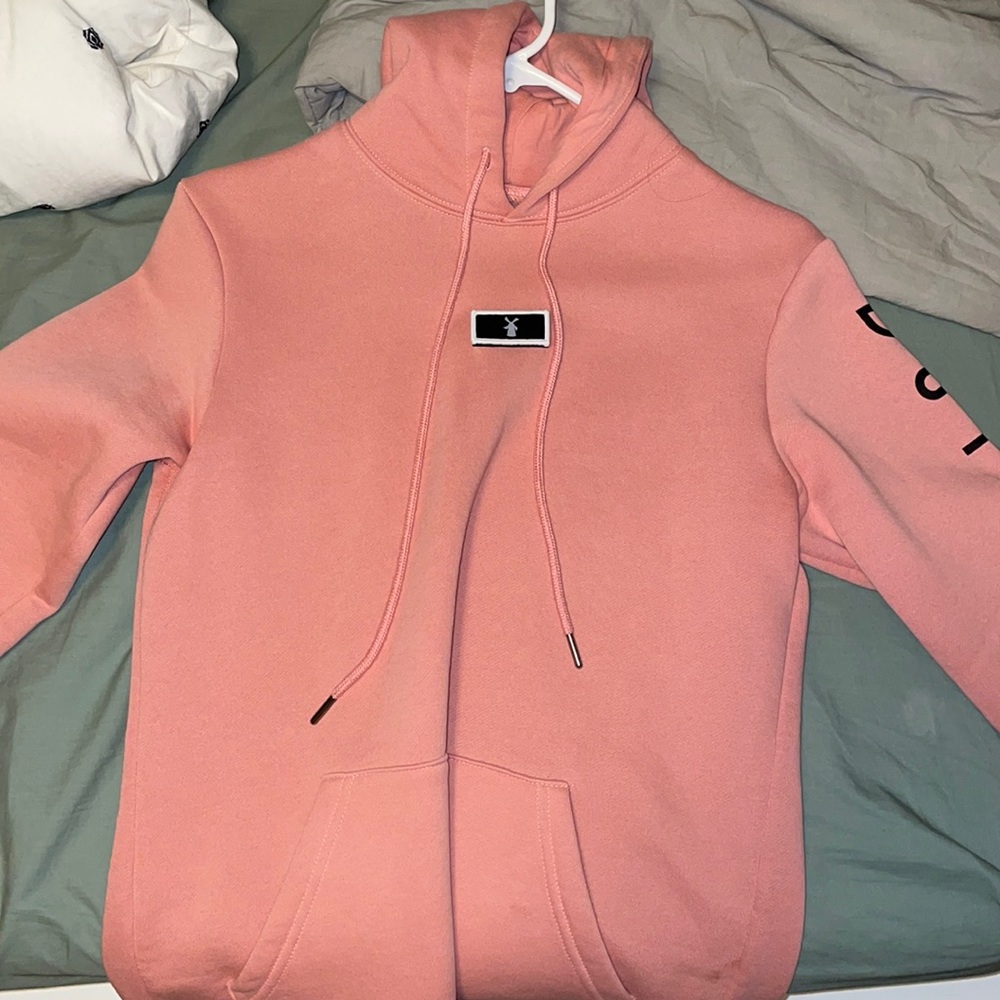 Pink dutch bros hoodie!